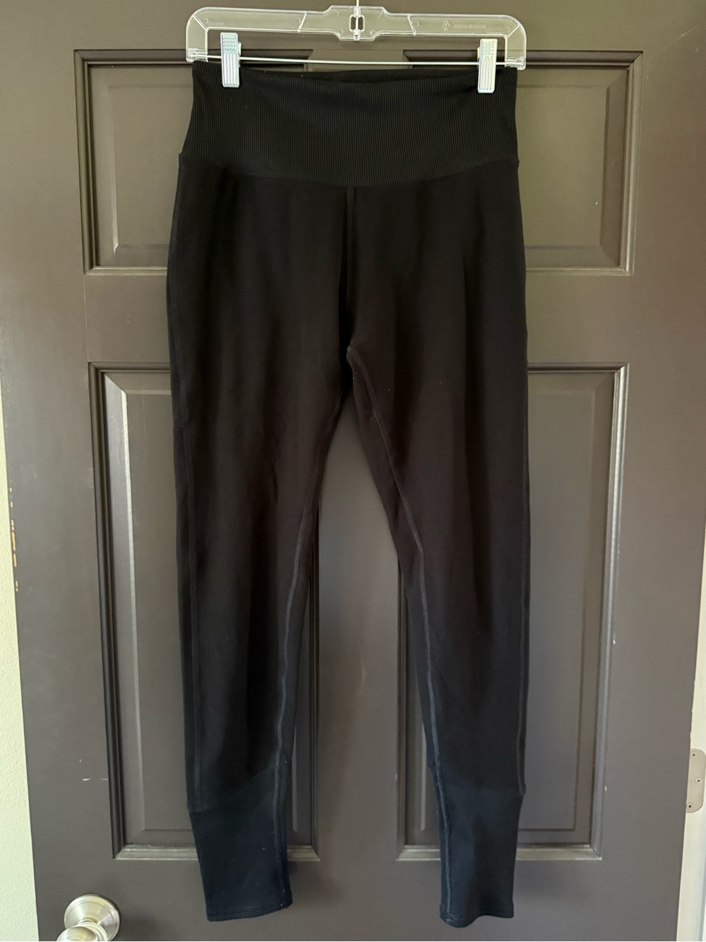 Alo Yoga Alosoft Lounge Leggings HR High Rise Black L Large Ribbed Detail